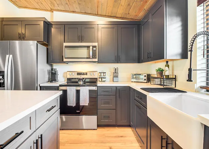 Holiday home Brand New Modern Mountain Loft In Show